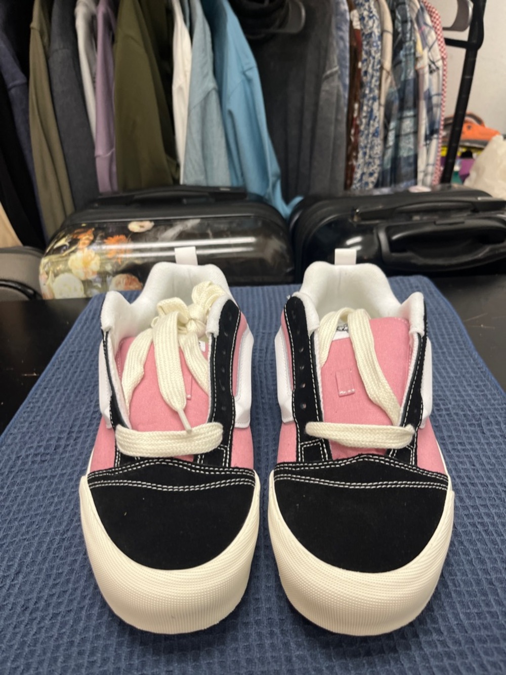 Vans Knu Skool Pink and Black Sneakers - Picture 4 of 7